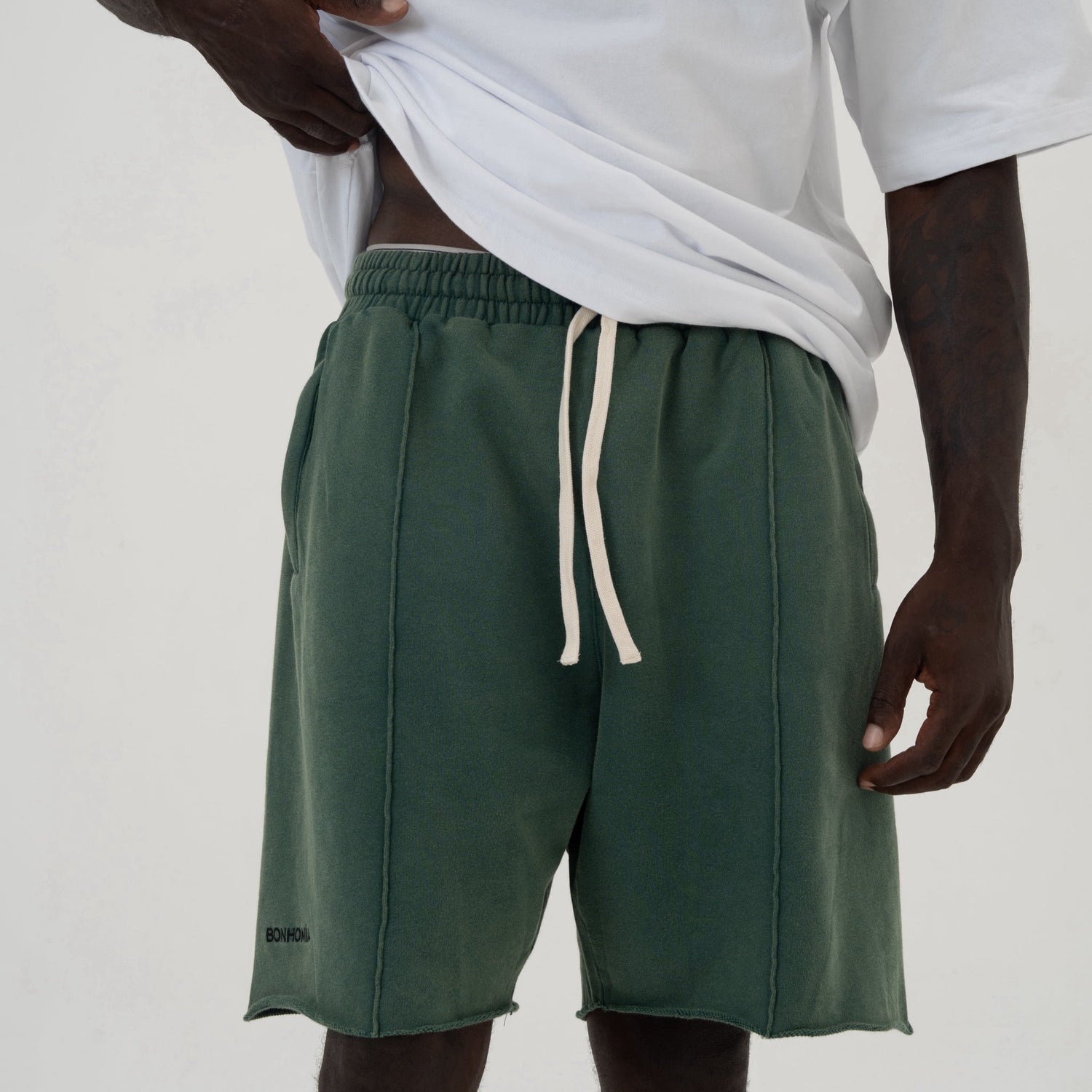 MEN'S SHORT KANYE ARROW